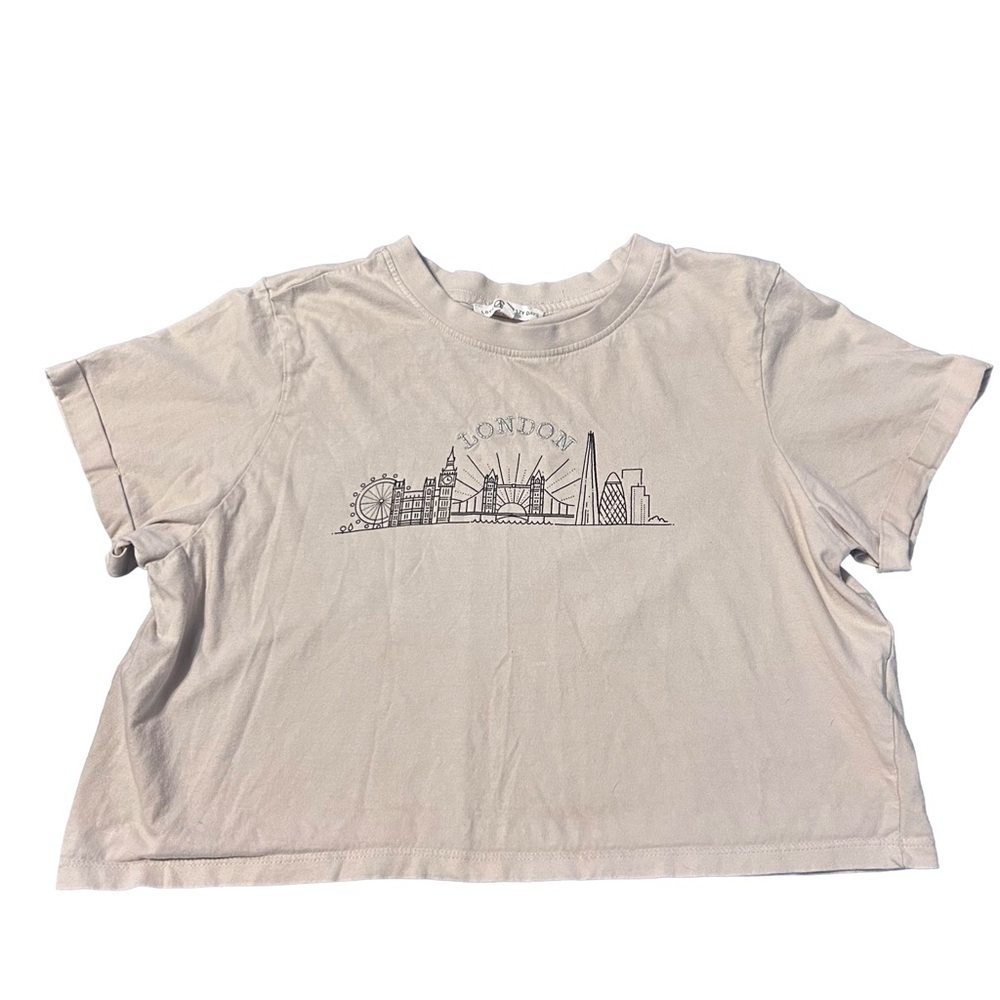 🇬🇧Love Peace & Lazy Days Beige Trendy London Skyline Crop Top Size S